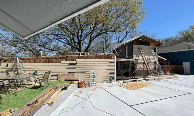 Replacing siding: What to check before removing the old boards
