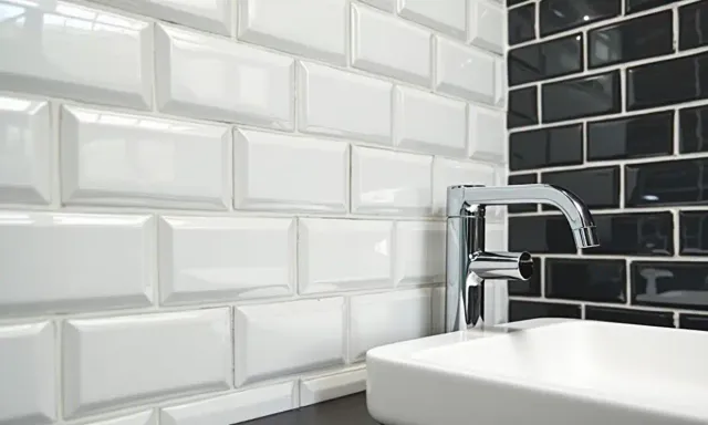 Grout color for white tile: How to choose with a real sample