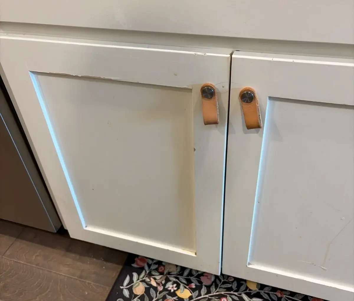 Cabinet Door Hinge Replacement in Little Elm