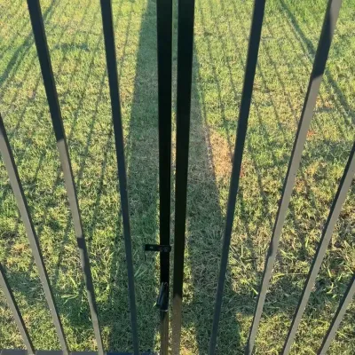 Double Gate Latch Adjustment — gallery image 1