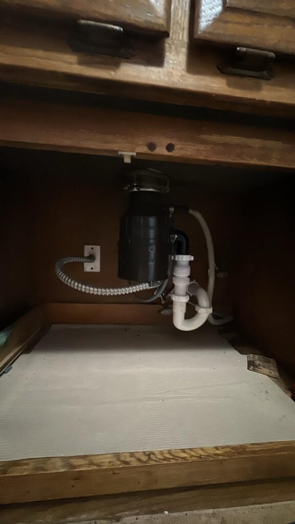 Sink, Ladder & Mailbox