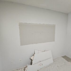 Drywall Patch & Paint - Gallery image 3
